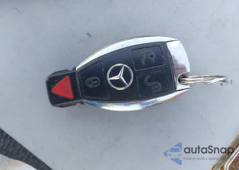 2015 Mercedes-Benz Cla 250 z USA, uszkodzony, nr VIN WDDSJ4EB8FN192938